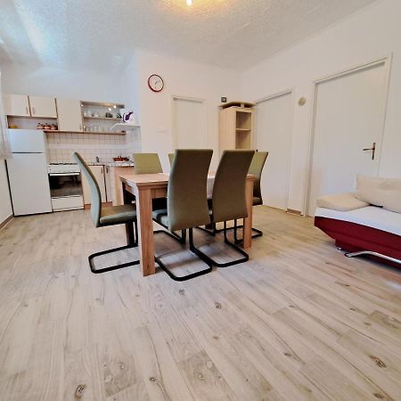 Apartmani Postonjski Privlaka  Exteriör bild