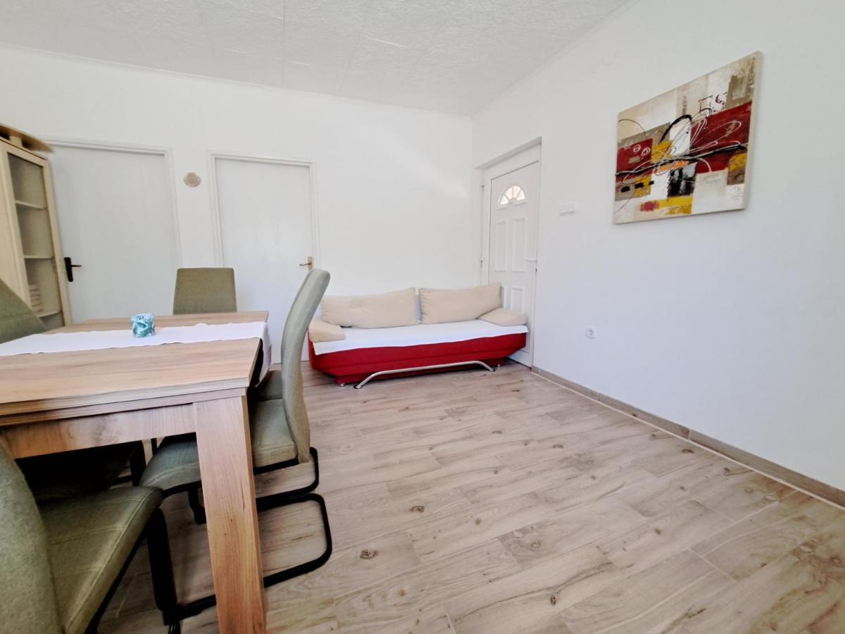 Apartmani Postonjski Privlaka  Exteriör bild